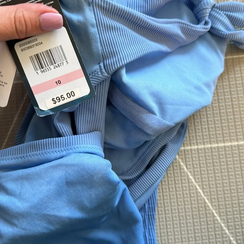 Speedo
Active Rec Keyhole Rib One-Piece Swmsuit - Picture 5 of 6